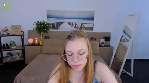 layriantavee online show from 6, 3, 2025