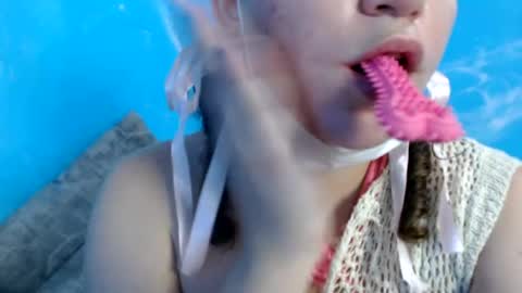 Snapshot of lazzy4ngel chatting on 4, 7, 2026 lazzy4ngel online show from 4, 7, 2026