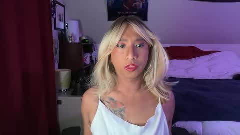 Snapshot of lbffemme chatting on 15, 1, 2026 lbffemme online show from 15, 1, 2026