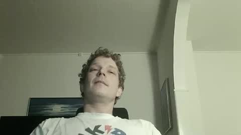 Snapshot of lboogie42 chatting on 12, 3, 2025 lboogie42 online show from 12, 3, 2025