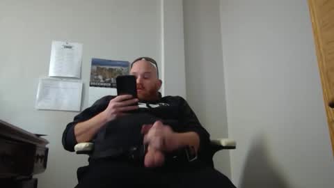 Snapshot of lboyce09007 chatting on 17, 1, 2026 looking to chat and cum online show from 17, 1, 2026