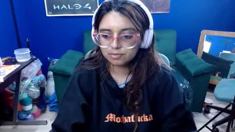 Snapshot of lcherryblossoml chatting on 12, 11, 2025 lcherryblossoml online show from 12, 11, 2025