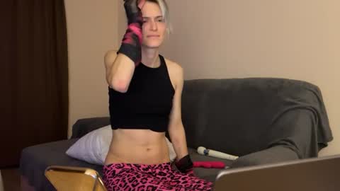 Snapshot of lea__elfie chatting on 3, 8, 2026 Lea Elfie online show from 3, 8, 2026