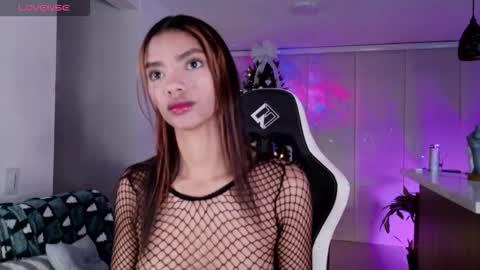 leah_cute3 online show from 10, 1, 2026
