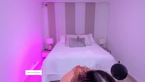 Leah  Greyy online show from 27, 10, 2025