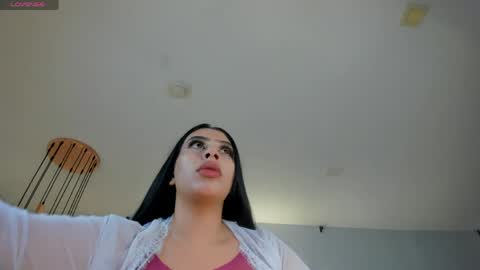 Snapshot of leahlombardi_ chatting on 7, 6, 2026 leahlombardi_ online show from 7, 6, 2026