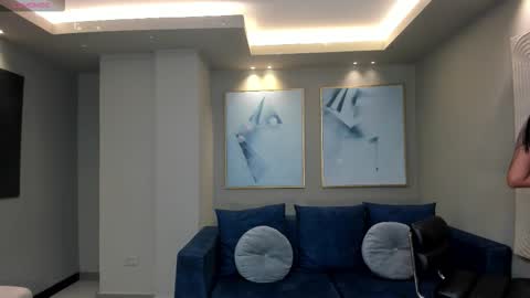 leahnovac online show from 5, 11, 2025