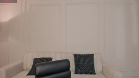 leahnovac online show from 5, 12, 2025