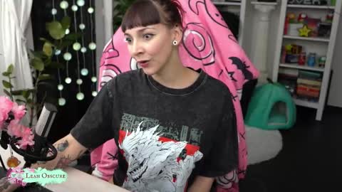 Leah online show from 21, 11, 2025