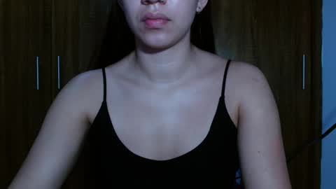 Snapshot of leanaalhub chatting on 3, 3, 2025 leanaalhub online show from 3, 3, 2025