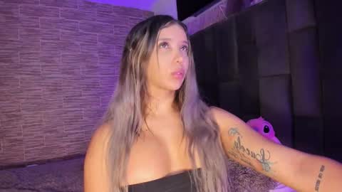 Snapshot of leandraxts chatting on 29, 11, 2025 Maria Leandra Lopeira online show from 29, 11, 2025