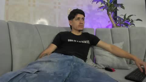 leandro_cooper online show from 2, 7, 2026
