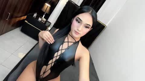 leannaloove online show from 20, 9, 2025