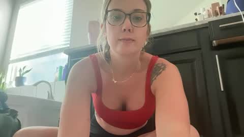 leanneluxecouple online show from 21, 9, 2025