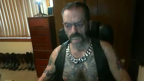 leathergreaser online show from 31, 12, 2024