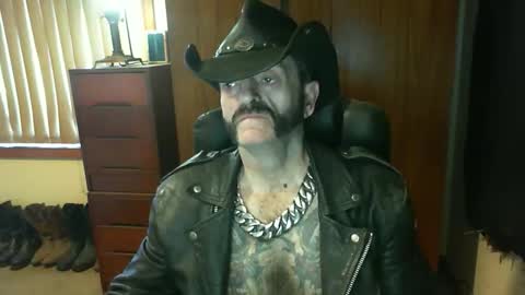 leathergreaser online show from 13, 10, 2025
