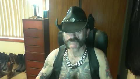 leathergreaser online show from 5, 4, 2026