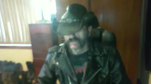 Snapshot of leathergreaser chatting on 30, 5, 2026 leathergreaser online show from 30, 5, 2026