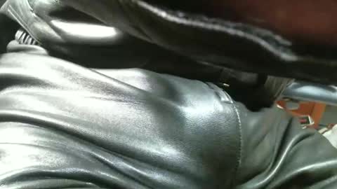 Snapshot of leathermotocross001 chatting on 2, 3, 2026 Leathermotocross online show from 2, 3, 2026
