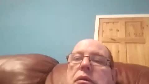 leatherpants68 online show from 17, 11, 2025