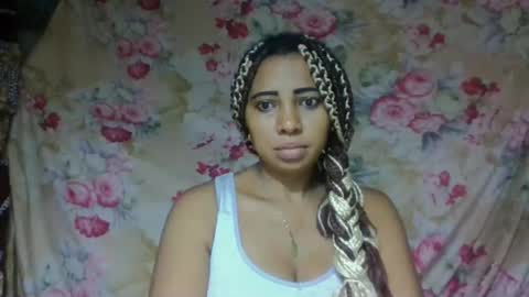 Snapshot of leatianaa chatting on 19, 5, 2026 leatianaa online show from 19, 5, 2026
