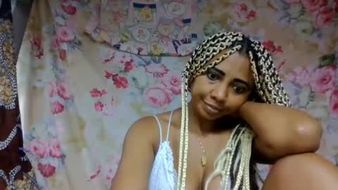 Snapshot of leatianaa chatting on 26, 5, 2026 leatianaa online show from 26, 5, 2026