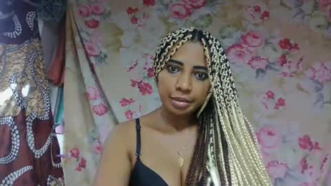 Snapshot of leatianaa chatting on 27, 5, 2026 leatianaa online show from 27, 5, 2026