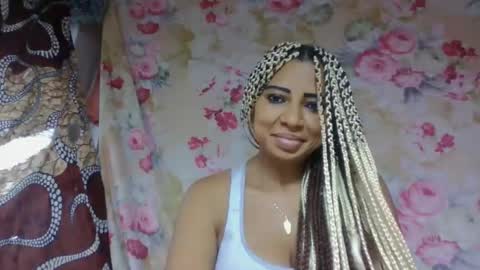 Snapshot of leatianaa chatting on 28, 5, 2026 leatianaa online show from 28, 5, 2026