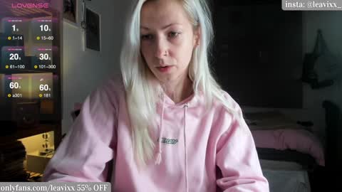 LeaVixx online show from 17, 12, 2024