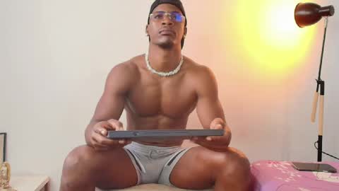 Snapshot of lebron_black_ chatting on 14, 5, 2026 Lebron online show from 14, 5, 2026
