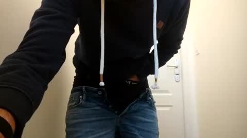 lebrun1985 online show from 19, 11, 2025