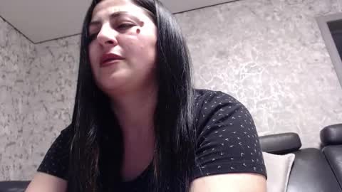 Snapshot of ledi_marin chatting on 7, 2, 2026 Marina Magician online show from 7, 2, 2026