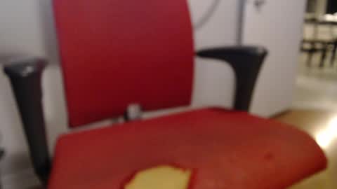 Snapshot of ledoc_ chatting on 23, 4, 2026 LeDoc online show from 23, 4, 2026
