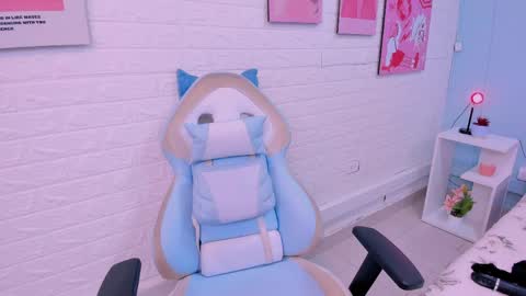 Snapshot of leeah_carter chatting on 15, 5, 2026 Leah Carter online show from 15, 5, 2026