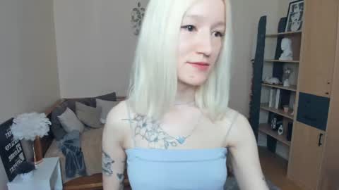 Snapshot of leeannabranaugh chatting on 19, 6, 2026 Jenny online show from 19, 6, 2026