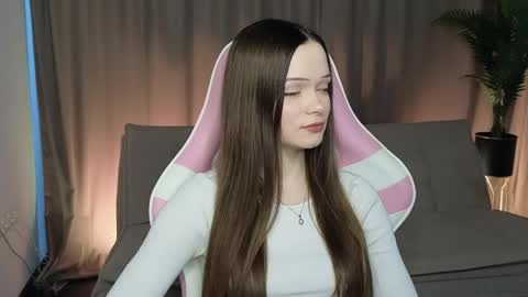 leemikah online show from 26, 4, 2026