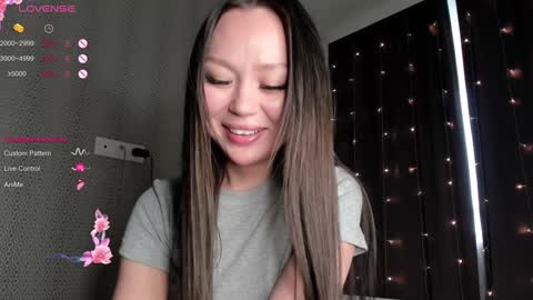 Snapshot of leenylipss chatting on 8, 2, 2025 Emily pvt open ONLY WITH EXTRA TIPS online show from 8, 2, 2025