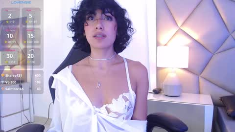 Snapshot of leethompson_ chatting on 11, 1, 2025 Leet online show from 11, 1, 2025