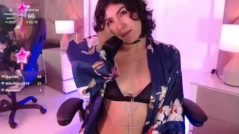 Snapshot of leethompson_ chatting on 19, 2, 2025 Leet online show from 19, 2, 2025