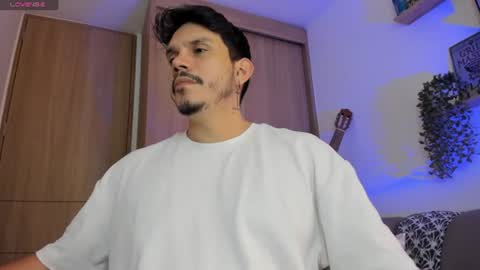 Snapshot of legolas_15 chatting on 15, 7, 2026 Alejandro online show from 15, 7, 2026