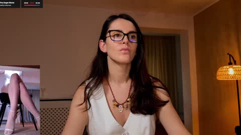 Elle  online show from 1, 2, 2026