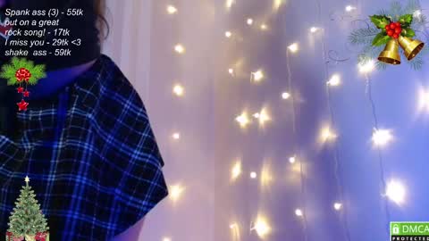 hey Im Leia and I love rock  online show from 5, 1, 2025