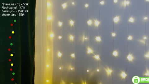 hey Im Leia and I love rock  online show from 24, 1, 2025