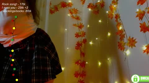 hey Im Leia and I love rock  online show from 16, 11, 2025