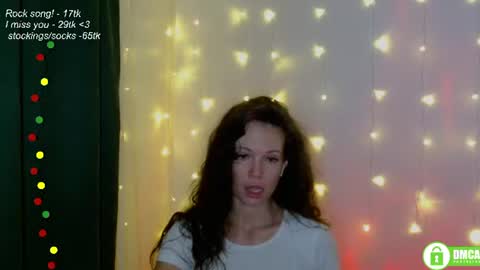 Snapshot of leia_bell chatting on 11, 7, 2026 hey Im Leia and I love rock online show from 11, 7, 2026