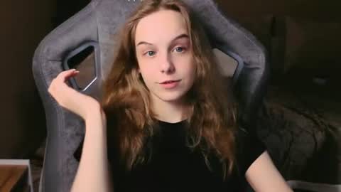 Snapshot of leiamurphy chatting on 19, 6, 2026 Leia online show from 19, 6, 2026