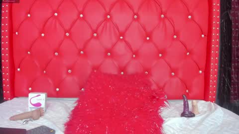 LEIGH ANGELS online show from 14, 12, 2024