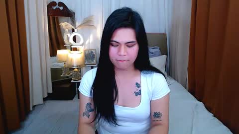 Snapshot of leighcortesi chatting on 23, 4, 2026 Cailey online show from 23, 4, 2026