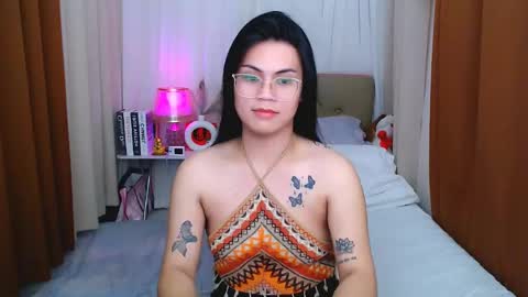 Snapshot of leighcortesi chatting on 22, 5, 2026 Cailey online show from 22, 5, 2026