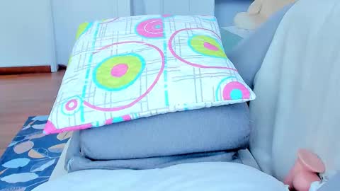 Snapshot of leilahiuston chatting on 21, 12, 2025 online show from 21, 12, 2025